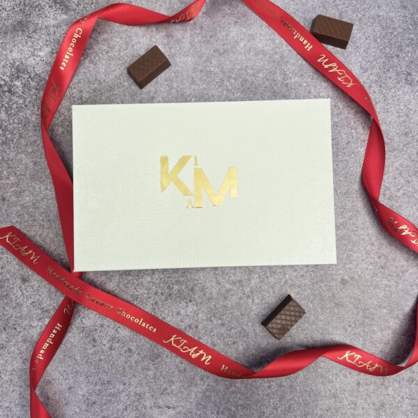 KIAM Signature Box - 30 Pieces Wrapped Chocolate