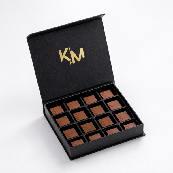 Premium milk chocolate box 16 pieces assorted chocolates KIAM Dubai